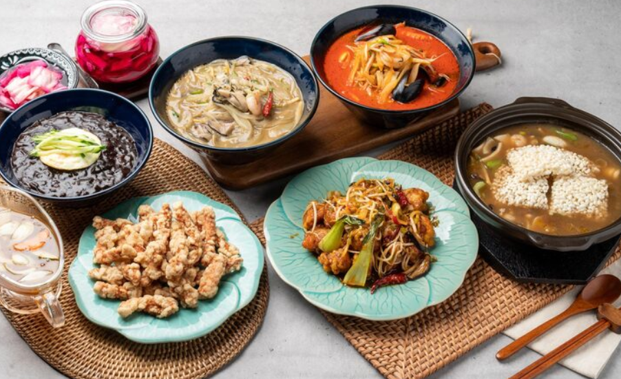 Date Night Redefined: Why Elegant Asian Dining Creates the Perfect&nbsp;Ambience